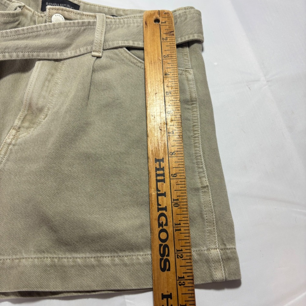 Banana Republic High Rise Belted Pleated Denim Shorts Khaki Tan Size 28 Women - Picture 7 of 7